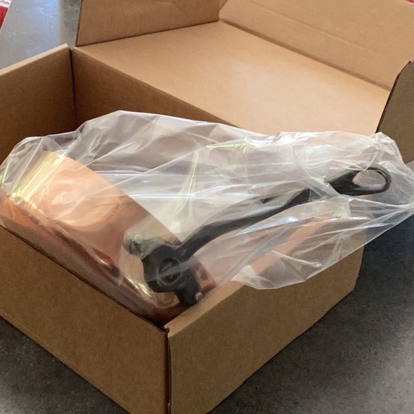 Mauviel M'Heritage 150 CI Saute Pan With Cast Iron Handle, 1.8-Qt - Picture 3 of 5